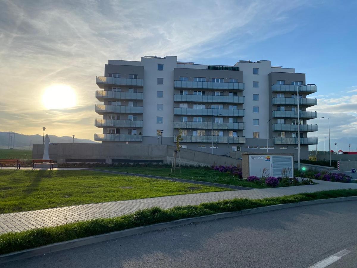 Moderny Apartman S Vyhladom Na Vysoke Tatry Poprad Eksteriør billede