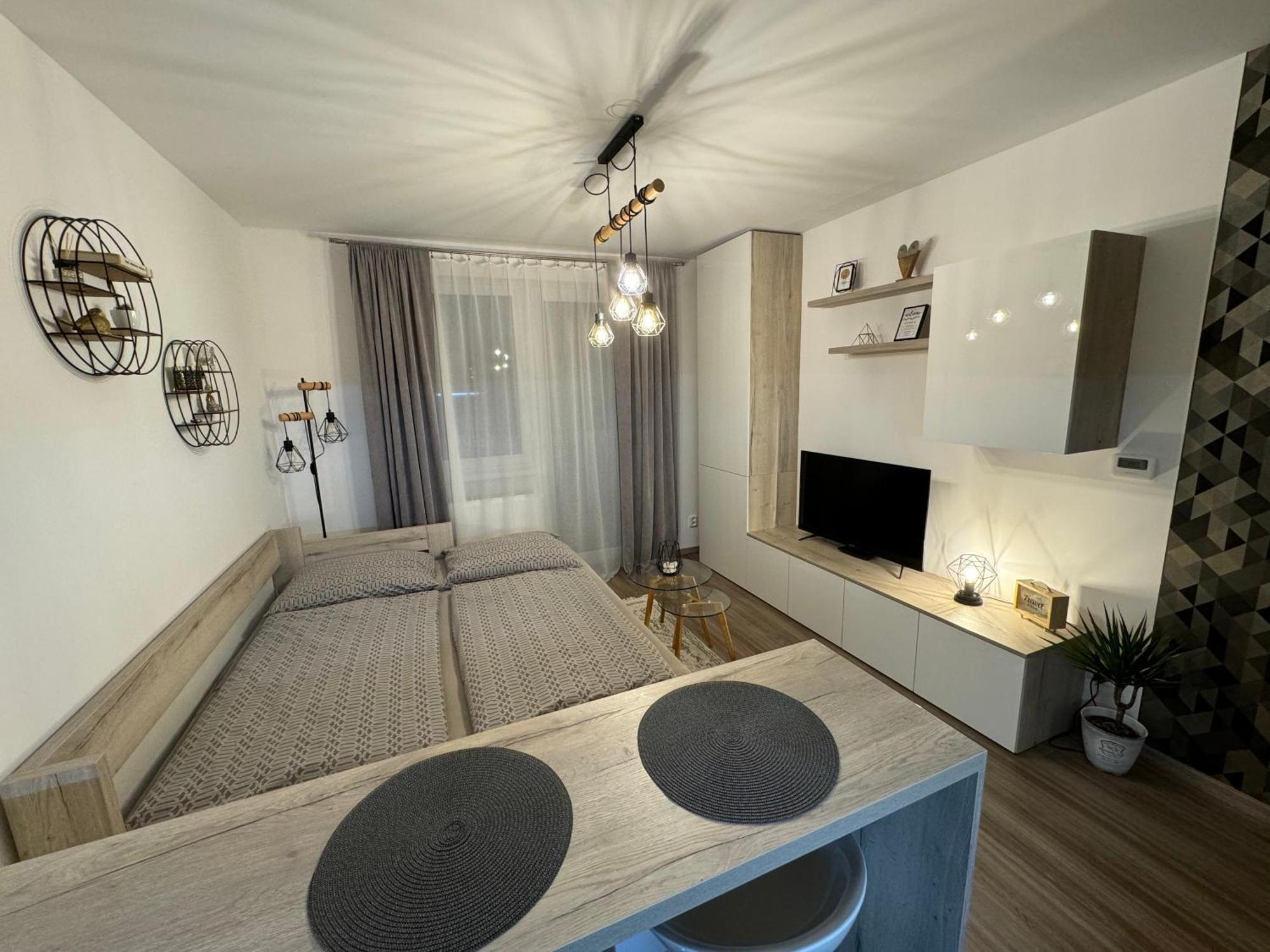 Moderny Apartman S Vyhladom Na Vysoke Tatry Poprad Eksteriør billede